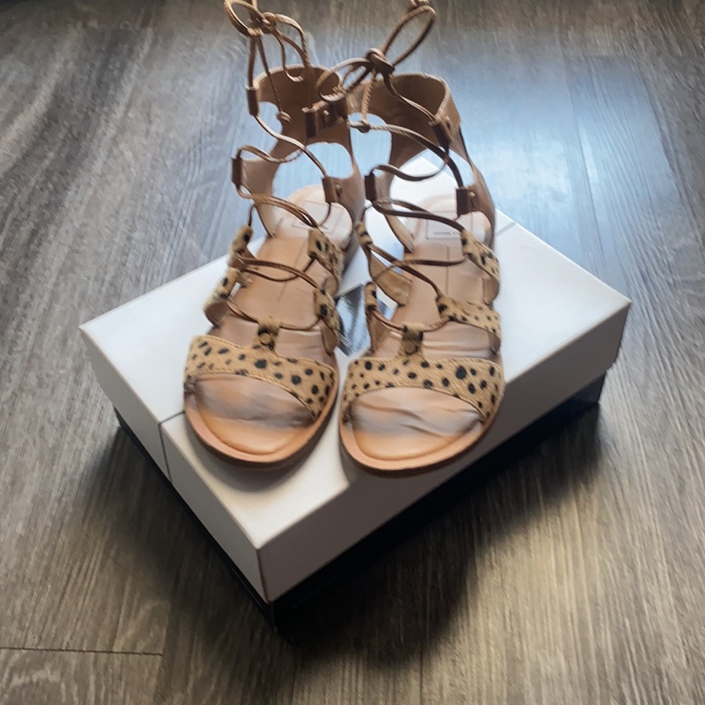 Dolce Vita Leopard Calf Hair Sandals - Picture 5 of 10